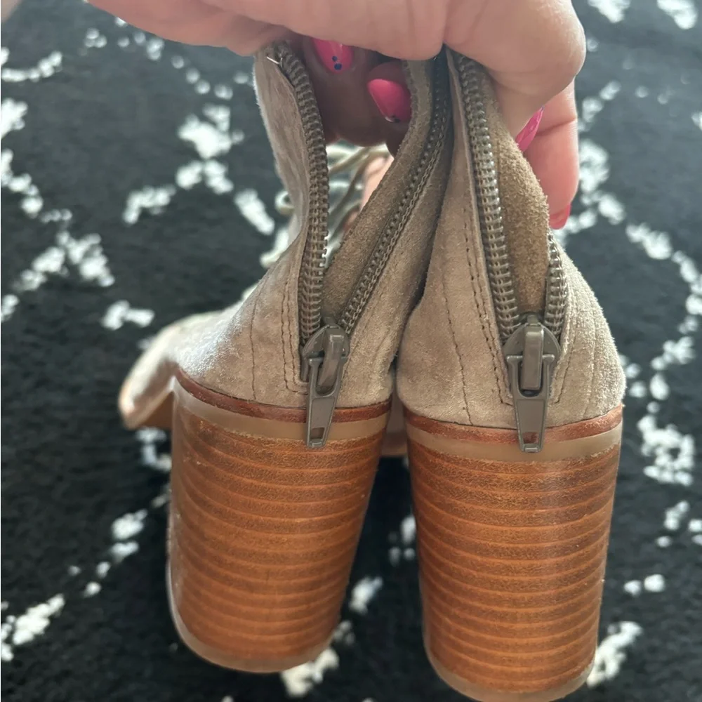 Jeffrey Campbell Cors Peep Toe Bootie - Picture 5 of 7